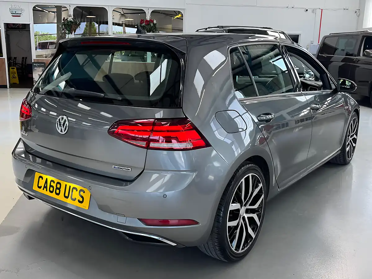 Used 2019 Volkswagen Golf Se Nav Grey - Interior and Exterior details 11