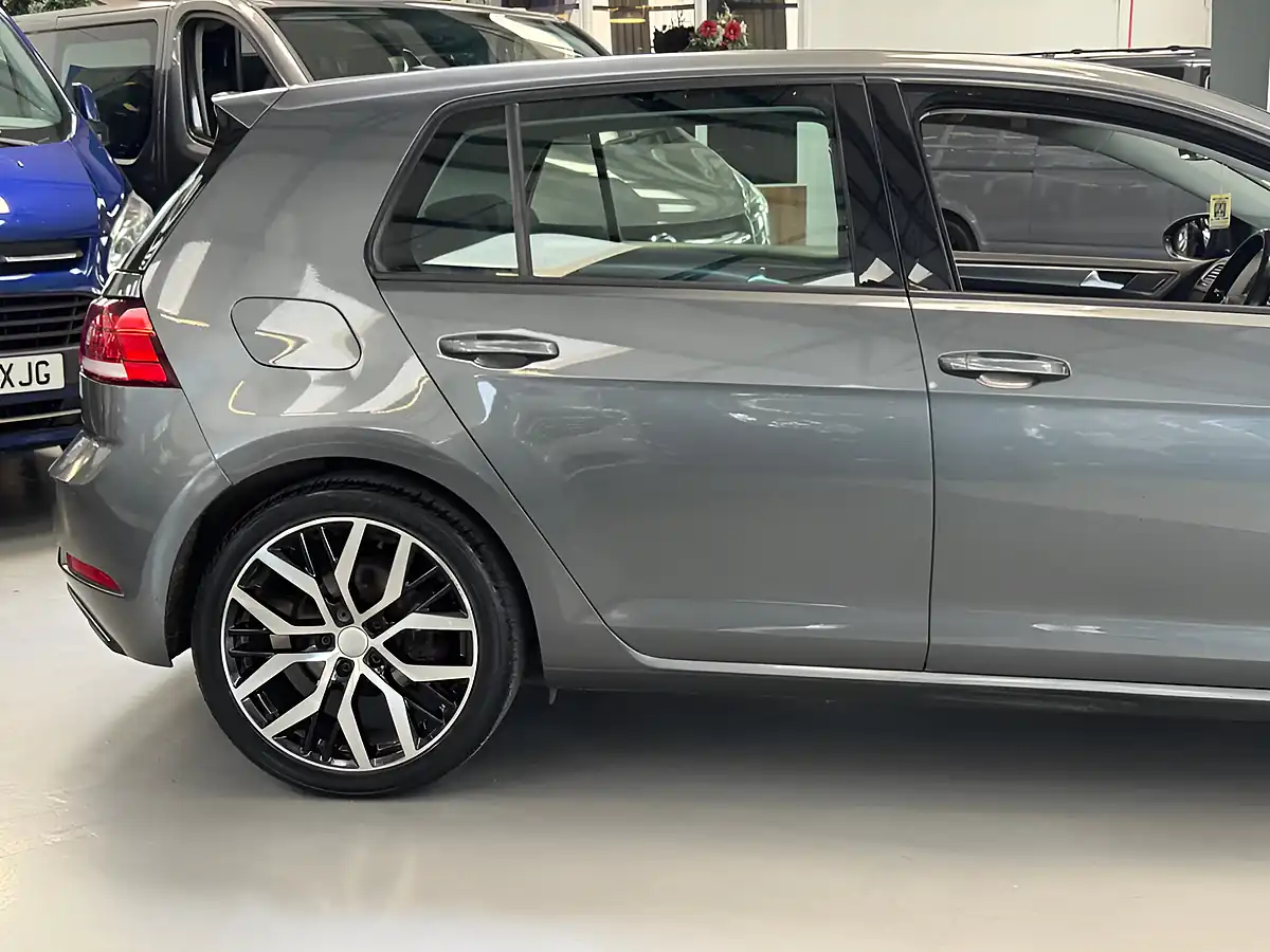 Used 2019 Volkswagen Golf Se Nav Grey - Interior and Exterior details 20