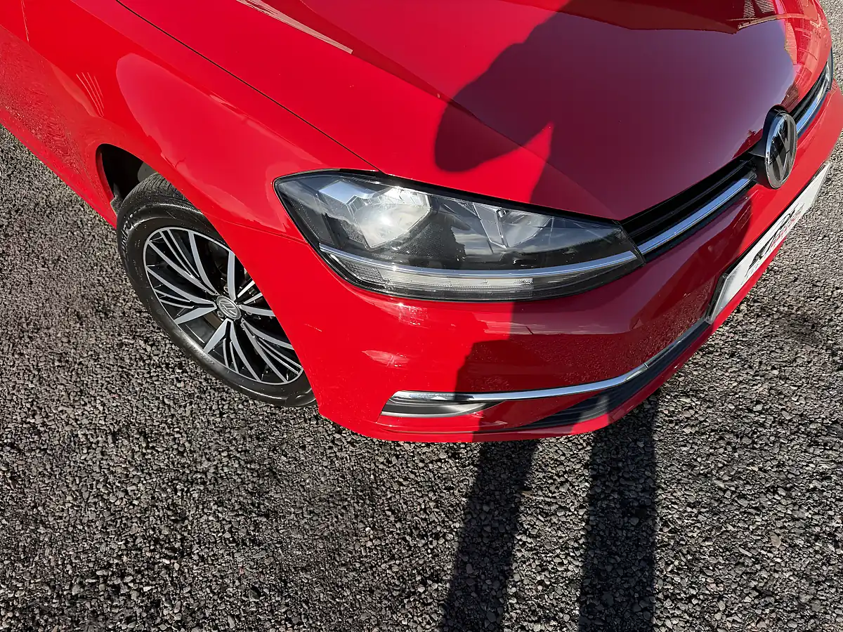 Used 2019 Volkswagen Golf Se Nav Red - Interior and Exterior details 2
