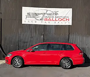 Used 2019 Volkswagen Golf Se Nav Red - Interior and Exterior details 8
