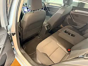 Used 2019 Volkswagen Golf Se Silver - Interior and Exterior details 18