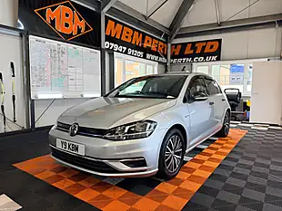 Used 2019 Volkswagen Golf Se Silver - Interior and Exterior details 3