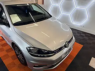 Used 2019 Volkswagen Golf Se Silver - Interior and Exterior details 8