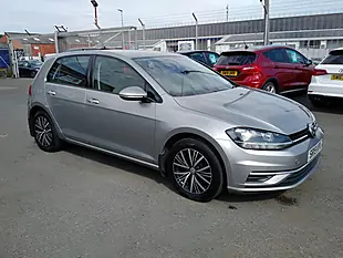 Used 2019 Volkswagen Golf Se Silver - Interior and Exterior details 9