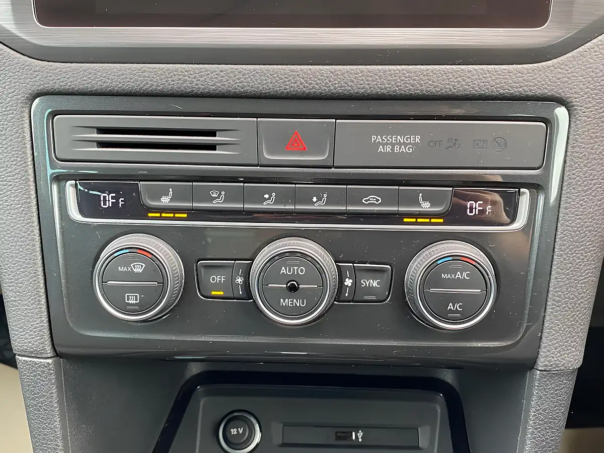 Used 2019 Volkswagen Golf Sv Match Cranberry Red - Interior and Exterior details 18