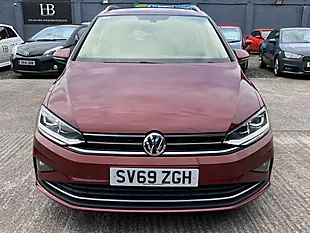 Used 2019 Volkswagen Golf Sv Match Cranberry Red - Interior and Exterior details 4