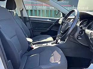 Used 2019 Volkswagen Golf White - Interior and Exterior details 12