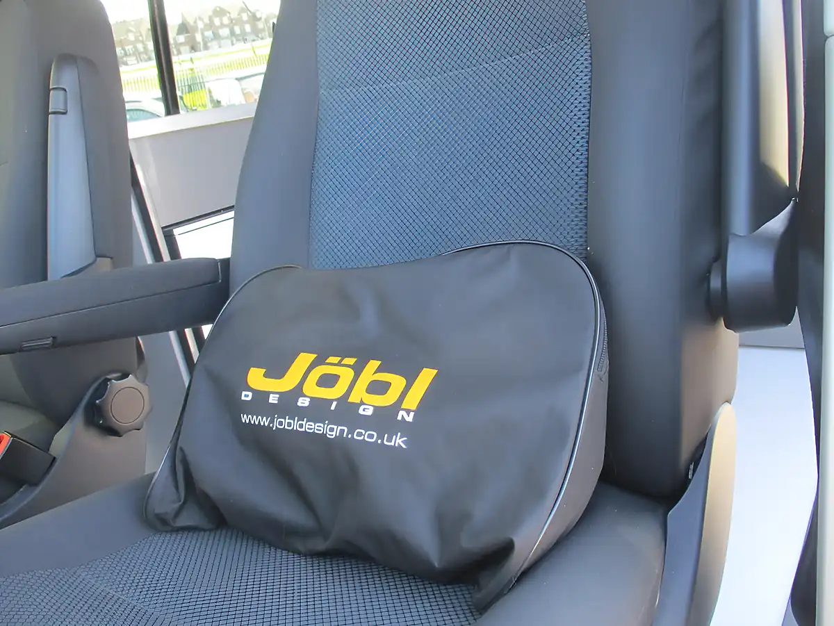 Used 2019 Volkswagen Jöbl T28 Highline Blue - Interior and Exterior details 10