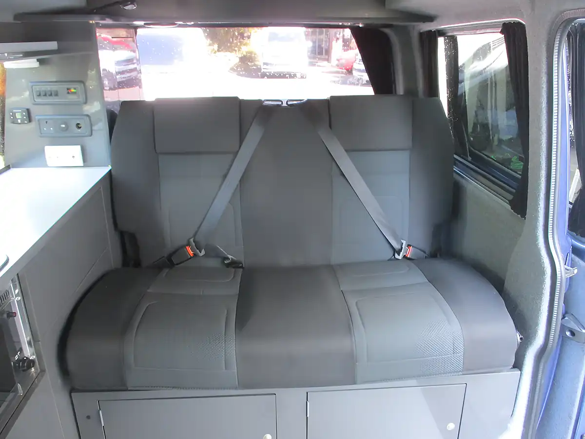 Used 2019 Volkswagen Jöbl T28 Highline Blue - Interior and Exterior details 7