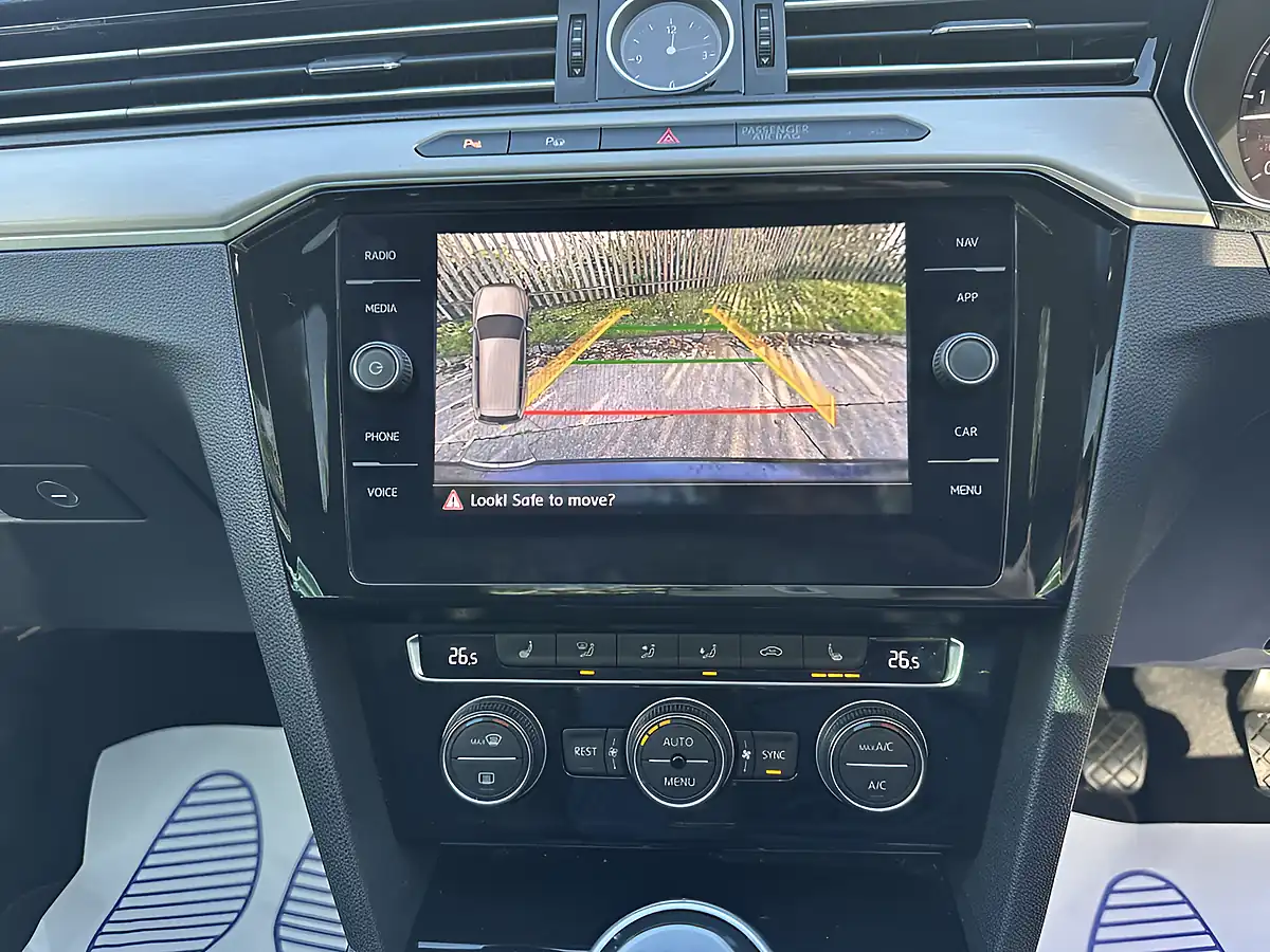 Used 2019 Volkswagen Passat GT Blue - Interior and Exterior details 15