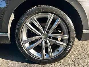 Used 2019 Volkswagen Passat GT Grey - Interior and Exterior details 17