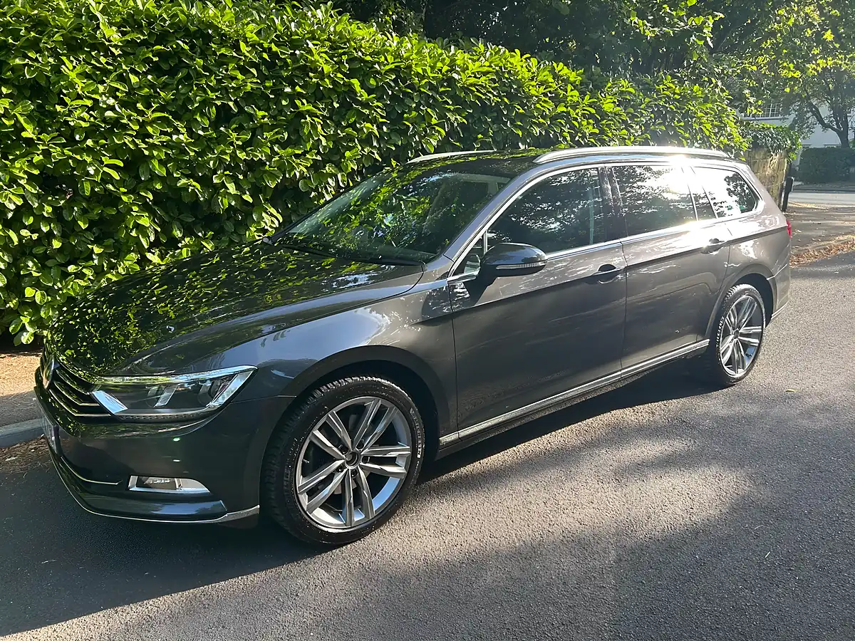 Used 2019 Volkswagen Passat GT Grey - Interior and Exterior details 6