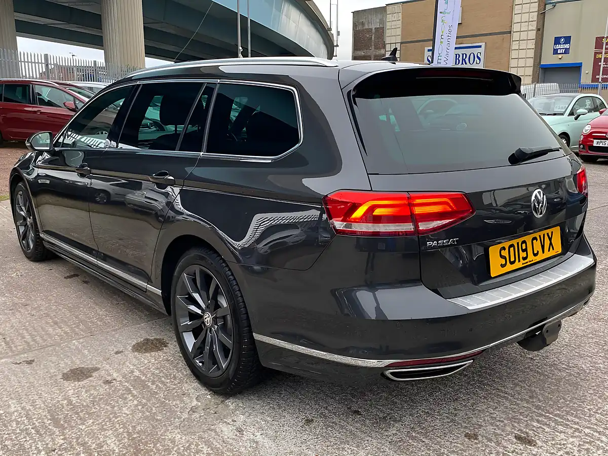 Used 2019 Volkswagen Passat R Line Grey - Interior and Exterior details 6