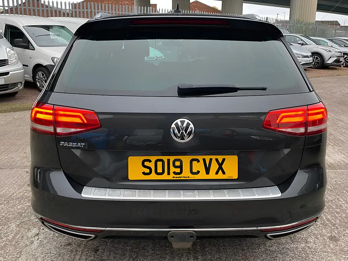 Used 2019 Volkswagen Passat R Line Grey - Interior and Exterior details 7