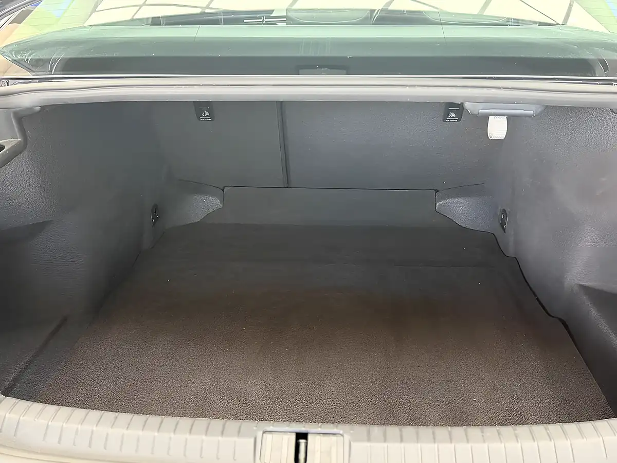 Used 2019 Volkswagen Passat S Black - Interior and Exterior details 20