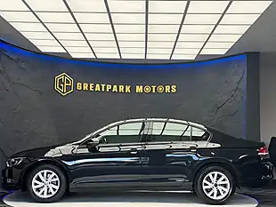 Used 2019 Volkswagen Passat S Black - Interior and Exterior details 8