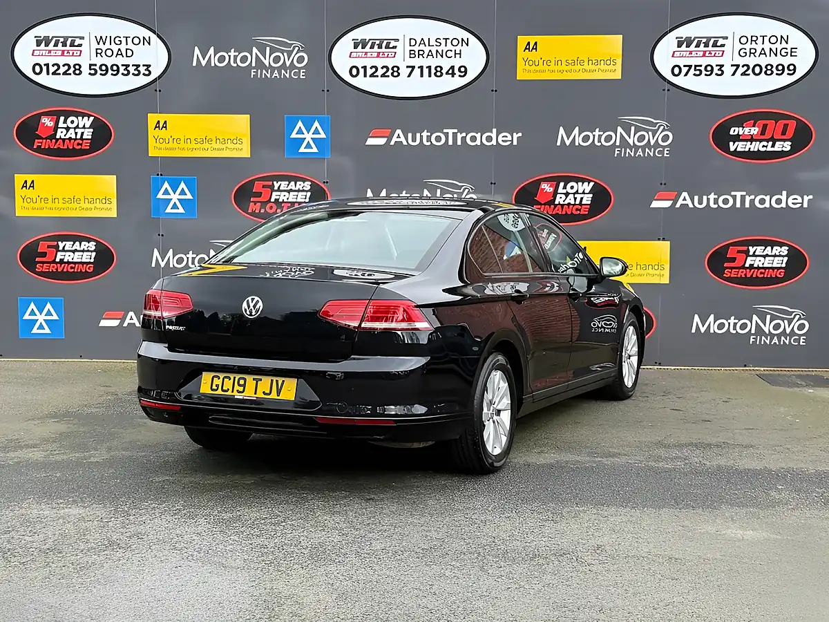 Used 2019 Volkswagen Passat S Black - Interior and Exterior details 6