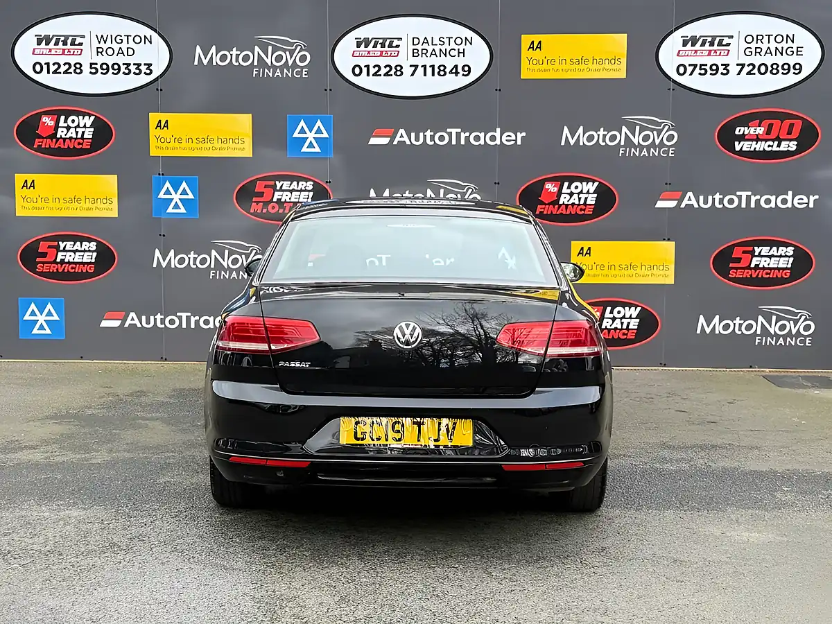 Used 2019 Volkswagen Passat S Black - Interior and Exterior details 7