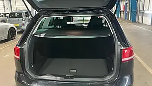 Used 2019 Volkswagen Passat Se Business Black - Interior and Exterior details 9