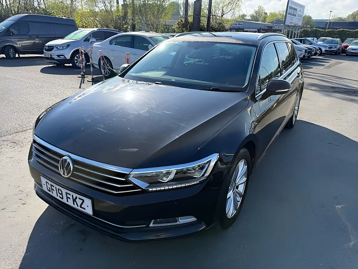 Used 2019 Volkswagen Passat Se Business Edition Black - Interior and Exterior details 19