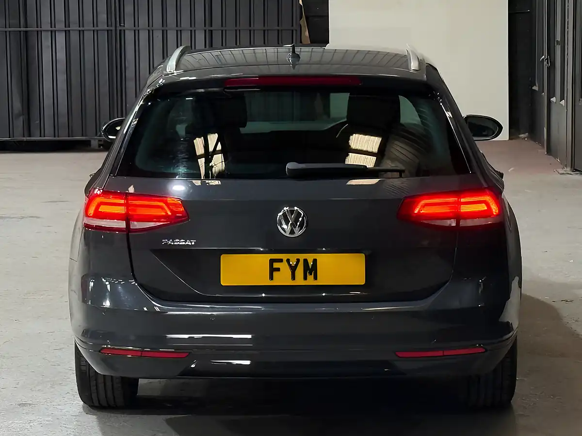 Used 2019 Volkswagen Passat Se Business Grey - Interior and Exterior details 12