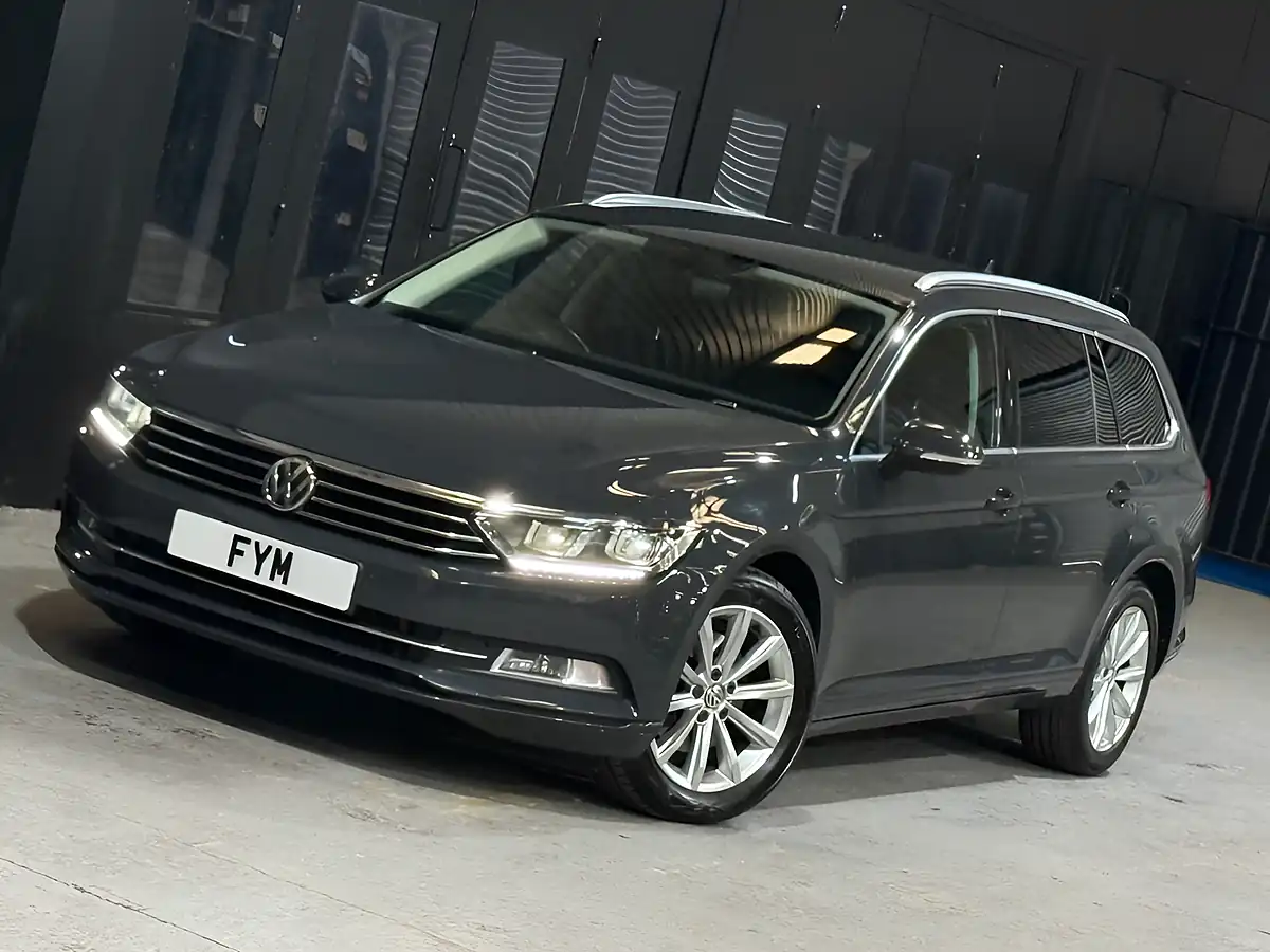 Used 2019 Volkswagen Passat Se Business Grey - Interior and Exterior details 14