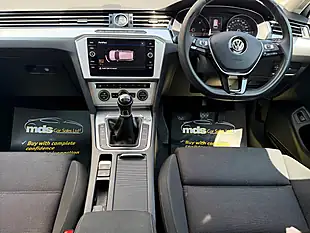 Used 2019 Volkswagen Passat Se Business Silver - Interior and Exterior details 13