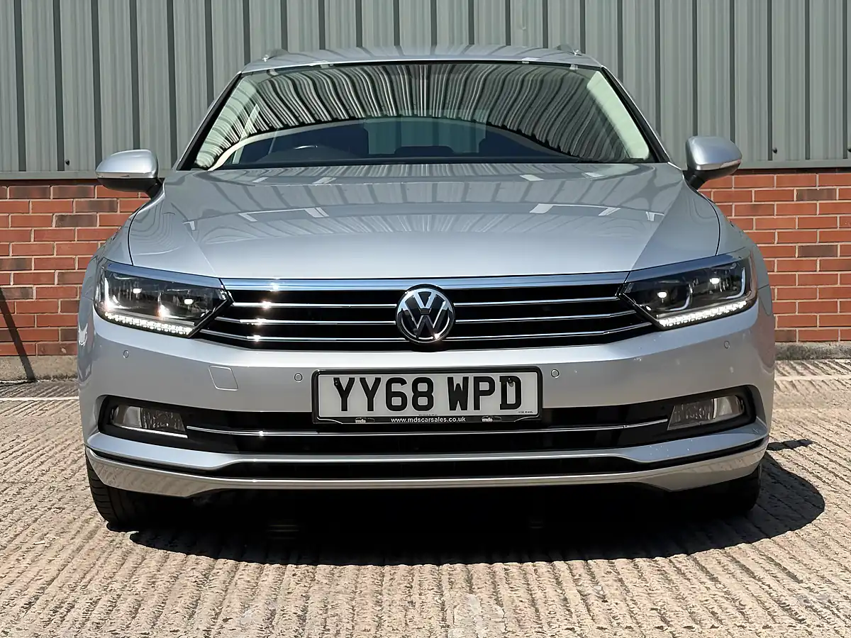Used 2019 Volkswagen Passat Se Business Silver - Interior and Exterior details 2