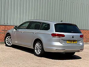 Used 2019 Volkswagen Passat Se Business Silver - Interior and Exterior details 5