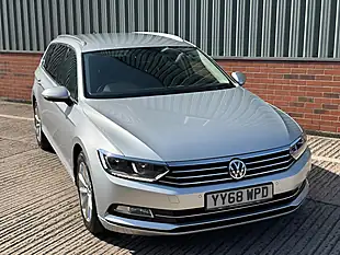 Used 2019 Volkswagen Passat Se Business Silver - Interior and Exterior details 6