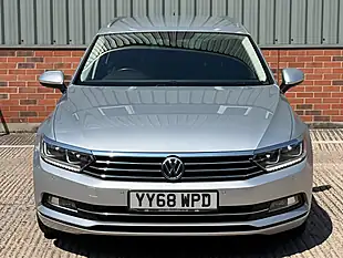 Used 2019 Volkswagen Passat Se Business Silver - Interior and Exterior details 9