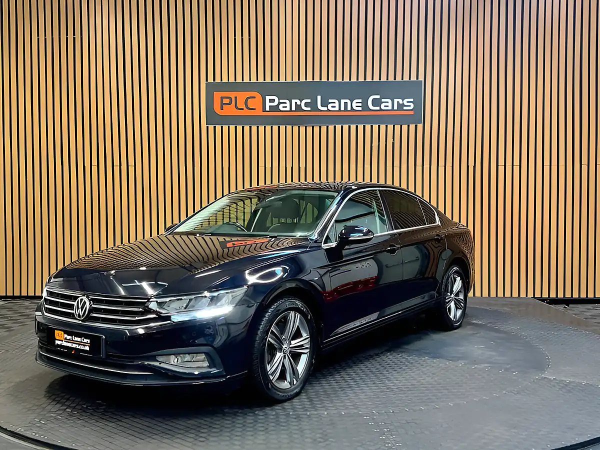 Used 2019 Volkswagen Passat Sel Deep Black Pearl - Interior and Exterior details 7