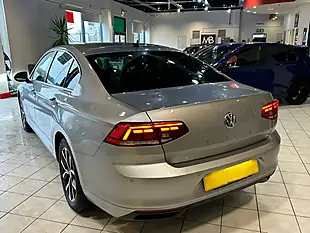 Used 2019 Volkswagen Passat Sel Silver - Interior and Exterior details 3