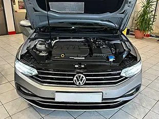 Used 2019 Volkswagen Passat Sel Silver - Interior and Exterior details 6