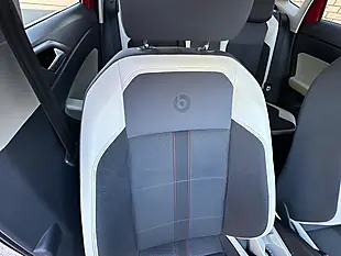 Used 2019 Volkswagen Polo Beats Flash Red - Interior and Exterior details 13