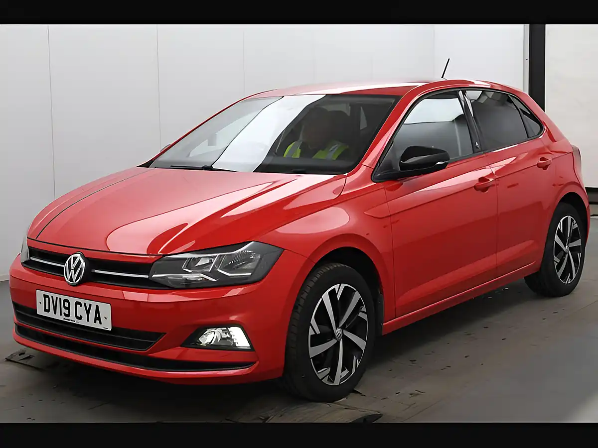 Used 2019 Volkswagen Polo Beats Red - Interior and Exterior details 5
