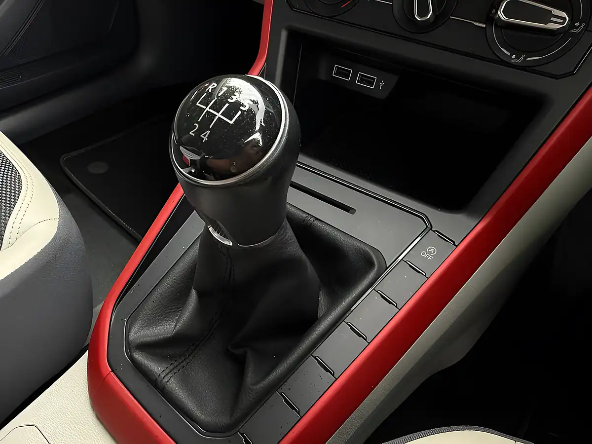 Used 2019 Volkswagen Polo Beats Red - Interior and Exterior details 13
