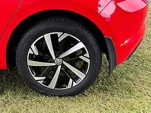Used 2019 Volkswagen Polo Beats Red - Interior and Exterior details 9