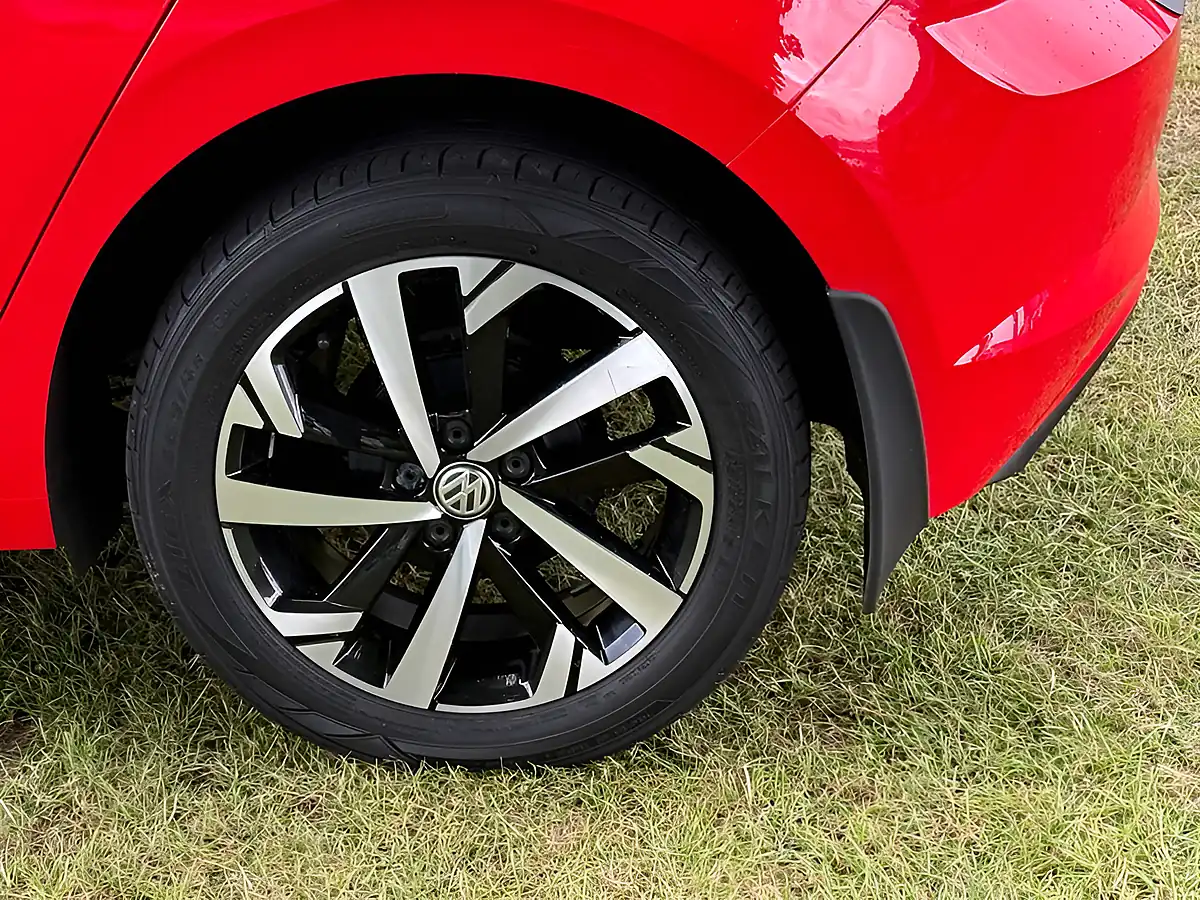 Used 2019 Volkswagen Polo Beats Red - Interior and Exterior details 9