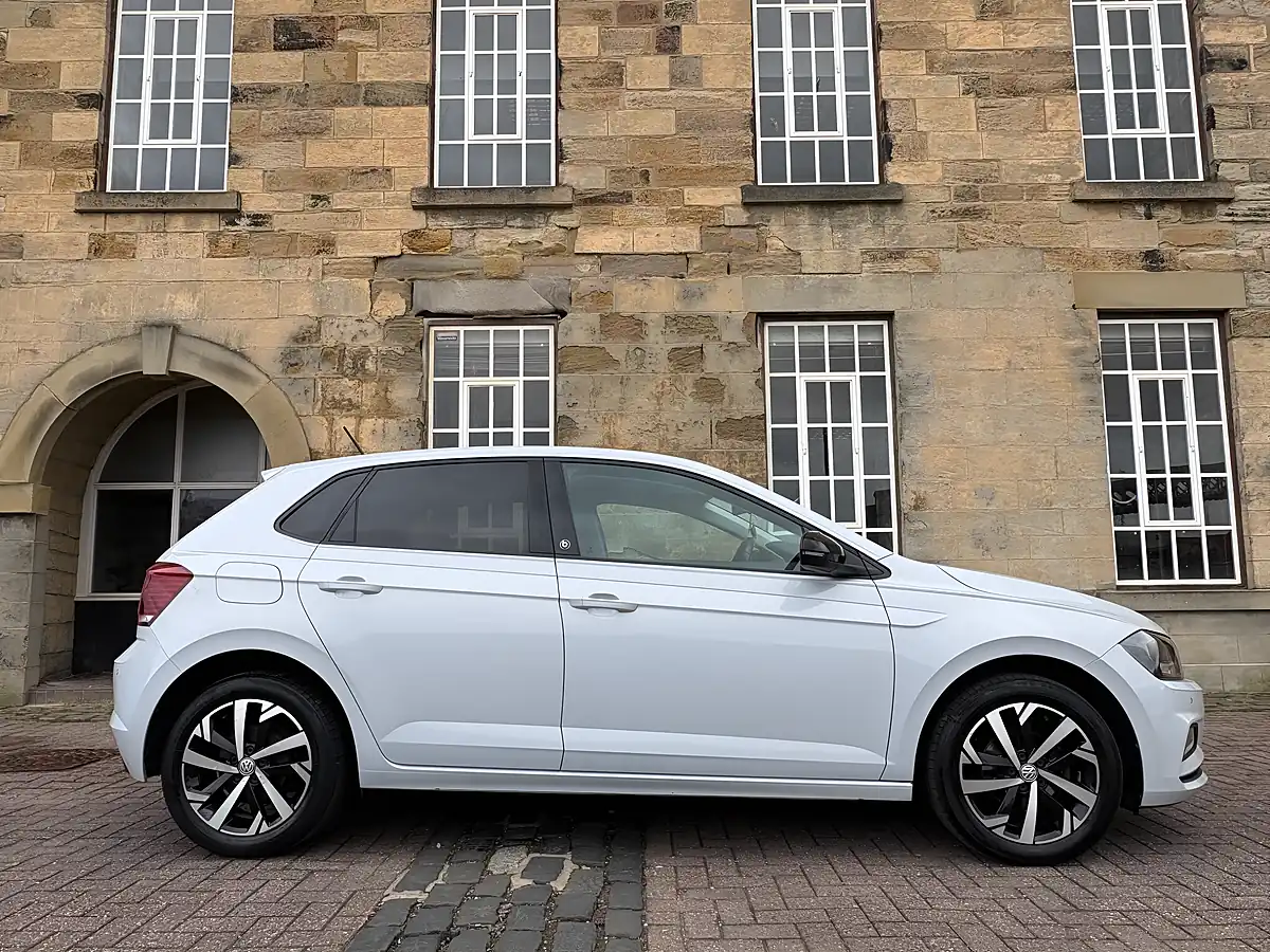 Used 2019 Volkswagen Polo Beats Silver - Interior and Exterior details 11