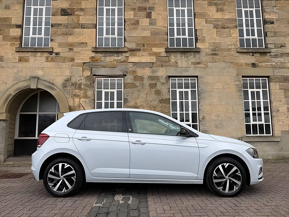 Used 2019 Volkswagen Polo Beats Silver - Interior and Exterior details 12
