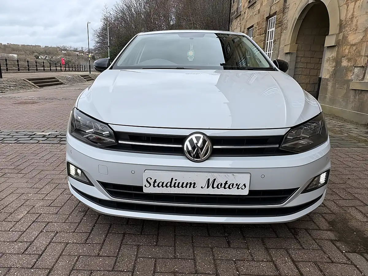 Used 2019 Volkswagen Polo Beats Silver - Interior and Exterior details 17