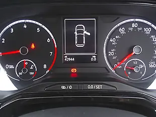 Used 2019 Volkswagen Polo Beats Silver - Interior and Exterior details 13