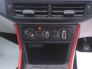 Used 2019 Volkswagen Polo Beats Silver - Interior and Exterior details 14