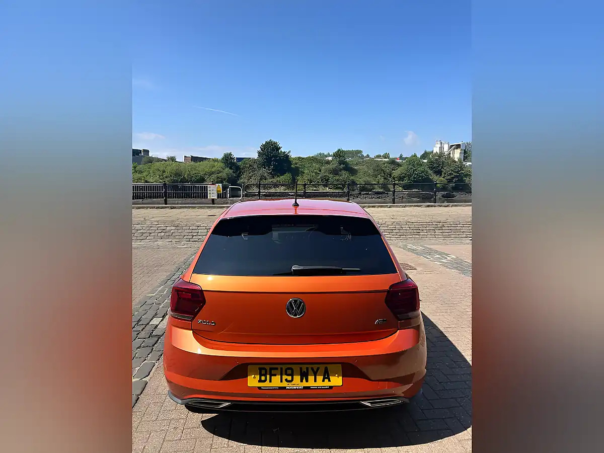 Used 2019 Volkswagen Polo R-Line Energetic Orange - Interior and Exterior details 4