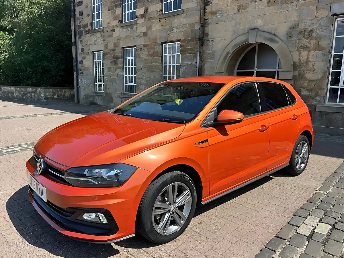 Used 2019 Volkswagen Polo R-Line Energetic Orange - Interior and Exterior details 5