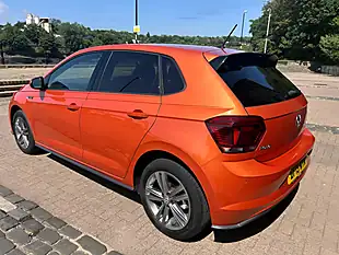 Used 2019 Volkswagen Polo R-Line Energetic Orange - Interior and Exterior details 7