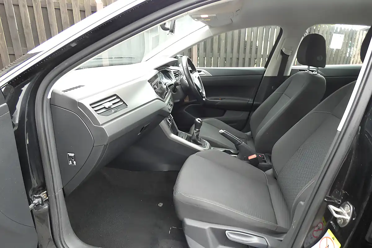 Used 2019 Volkswagen Polo Se Black - Interior and Exterior details 7