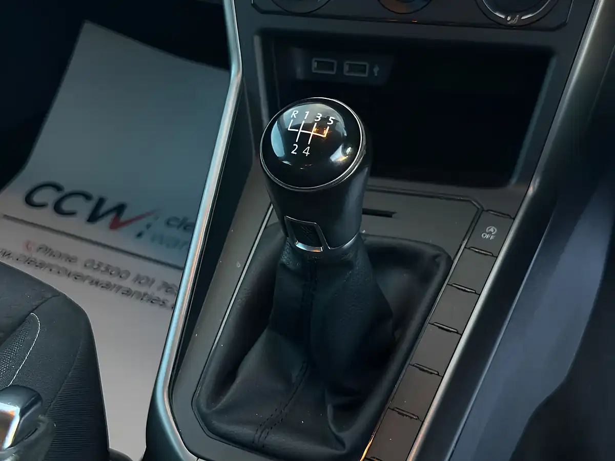 Used 2019 Volkswagen Polo Se Black - Interior and Exterior details 16