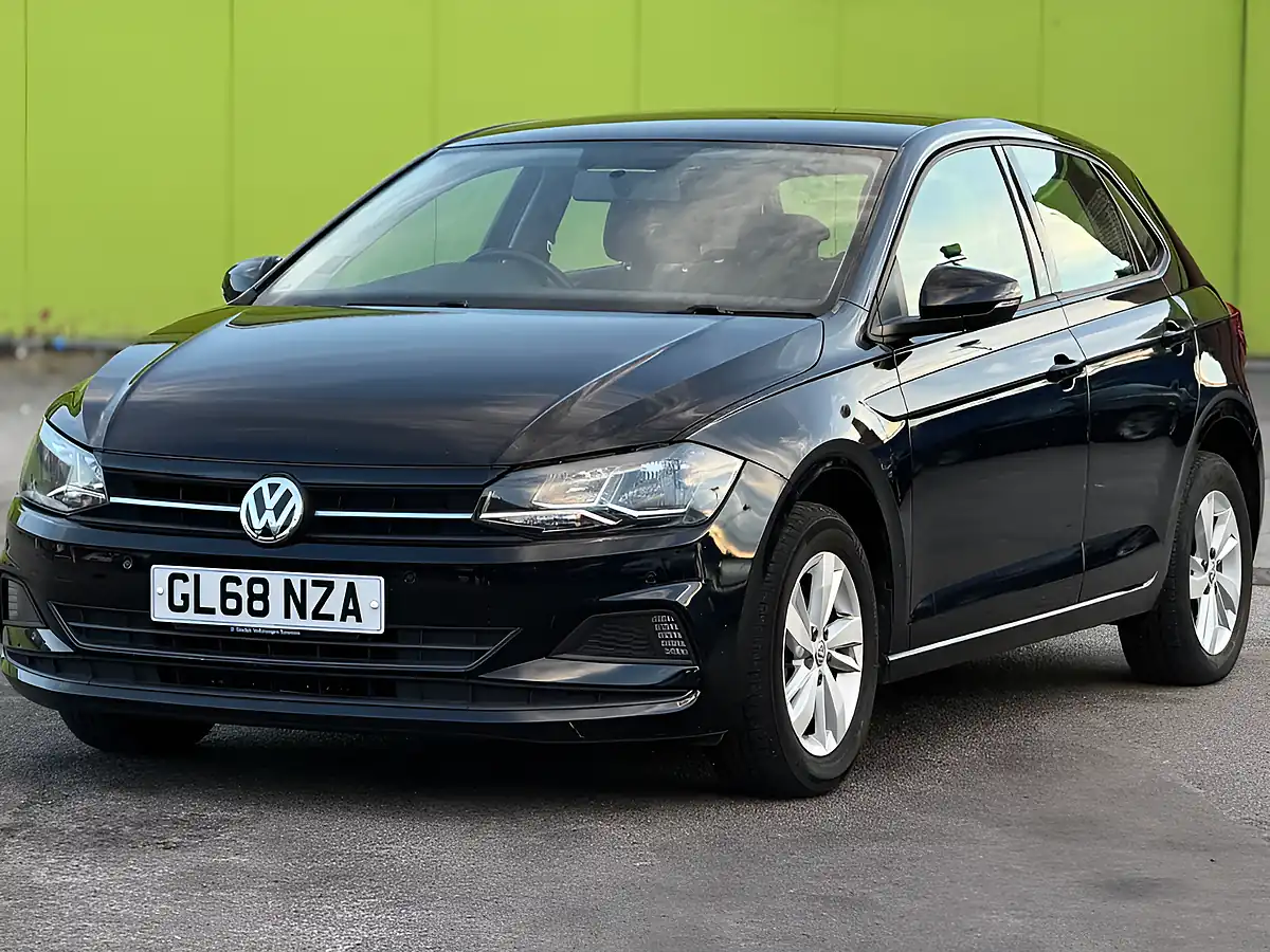 Used 2019 Volkswagen Polo Se Black - Interior and Exterior details 3